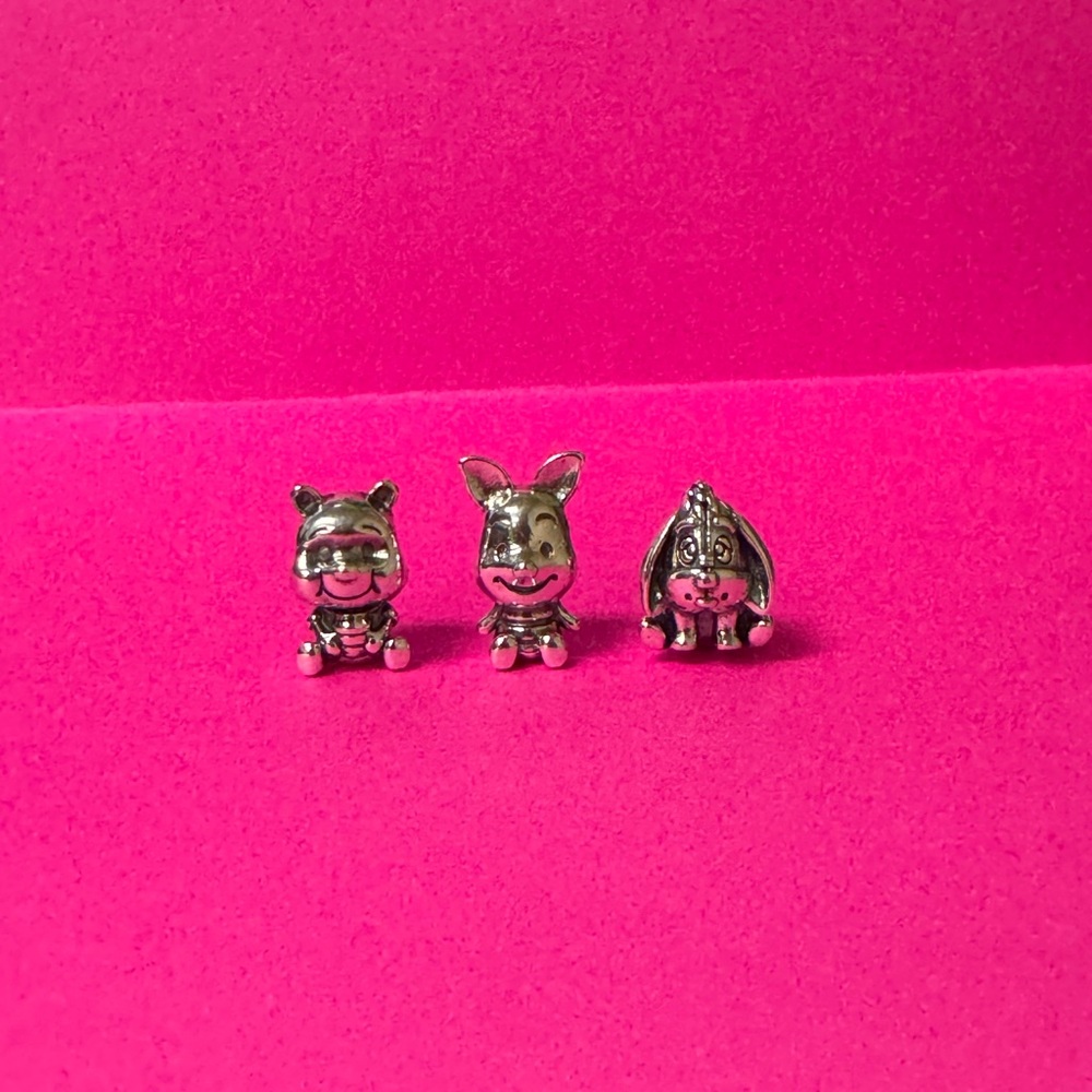 Winnie the Pooh charm set